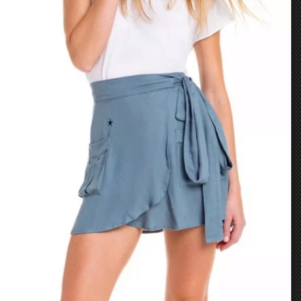 🆕WILDFOX Megalith Skirt Star Embroidery MED - Picture 2 of 7
